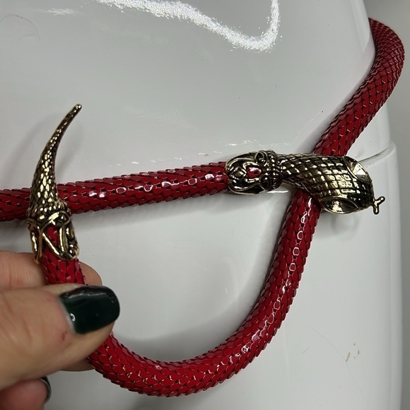 Vintage DL Auld Red Metal Mesh Snake Necklace Belt - Picture 8 of 11